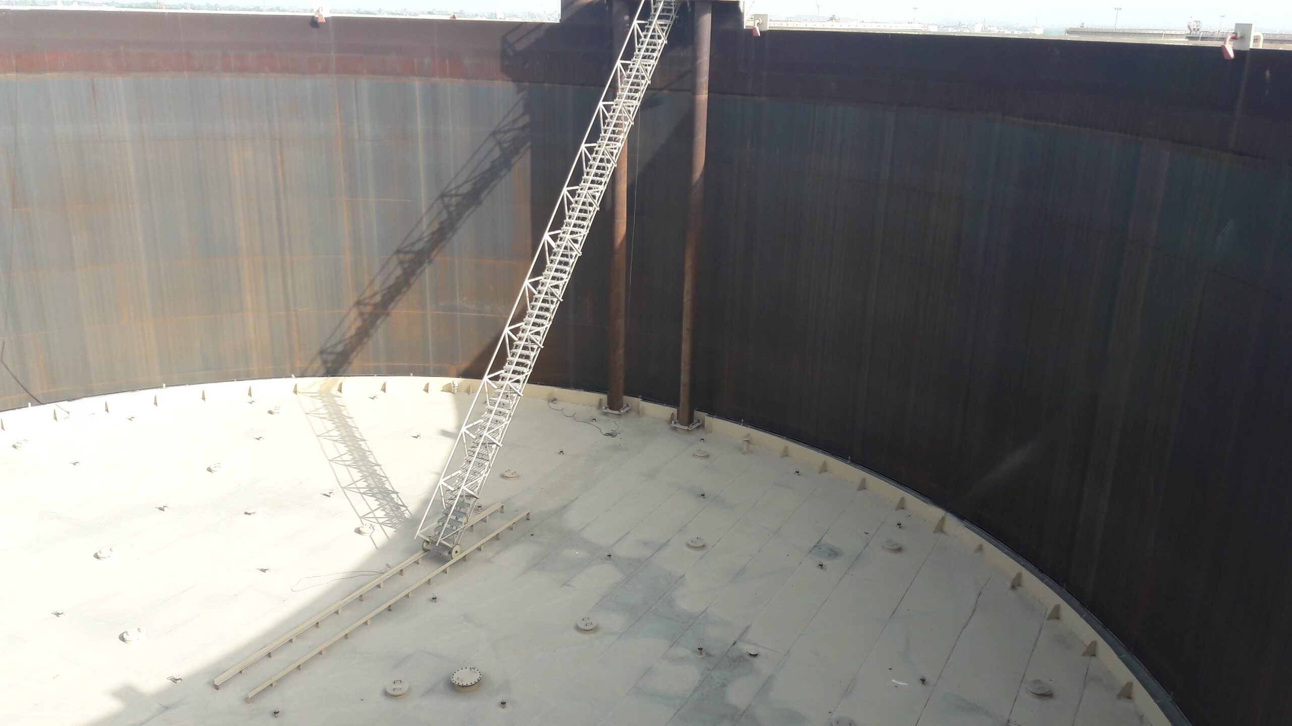 External floating roof